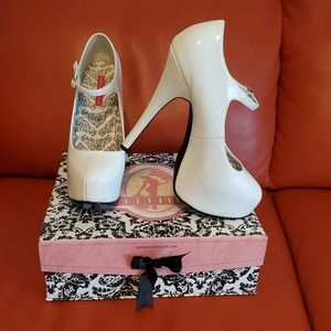 🔥🔥Sexyyyy🔥🔥 White Patent Leather Shoes